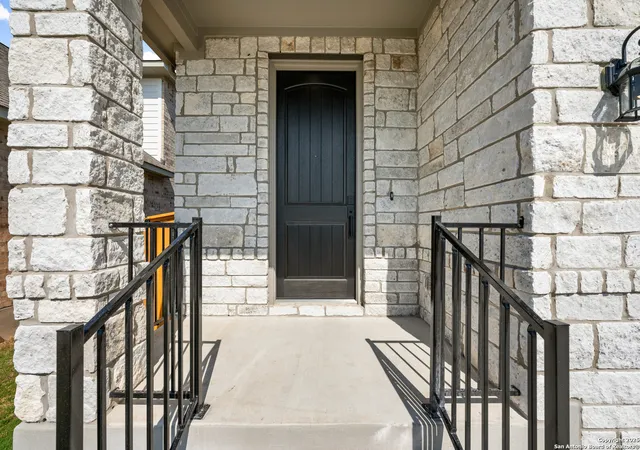 Photo 4 of Sale Pending at 108 Baron Von Gator Dr, San Marcos, TX 78666 | MLS# 1824458 | Listing updated on 2025-09-08