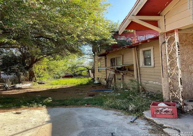 3rd image of 5222 Lark, San Antonio, TX 78228 | MLS# 1824482