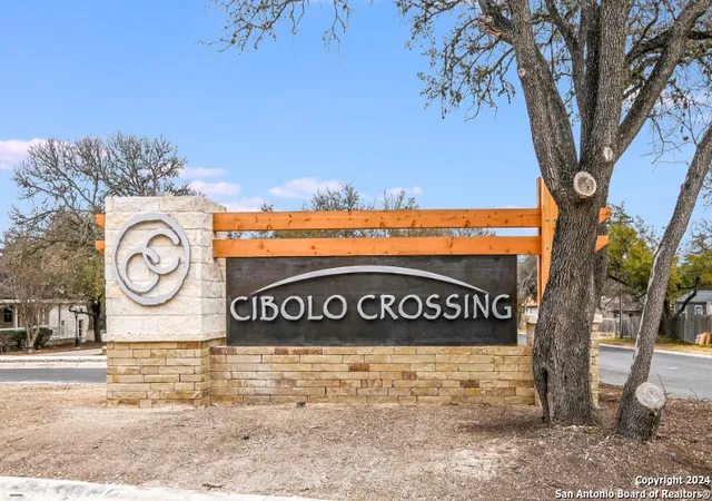 Photo 3 of Single family home for sale at 120 Rosanna Ridge, Universal City, TX 78148 | MLS# 1824573 | Listing updated on 2024-12-01