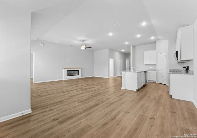 Photo 3 of Single family home for sale at 22224 Jordans Pl, San Antonio, TX 78264 | MLS# 1824886 | Listing updated on 2025-08-19