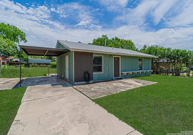 Photo 2 of Single family home for sale at 4822 Castle Inn, San Antonio, TX 78218 | MLS# 1825184 | Listing updated on 2025-11-03