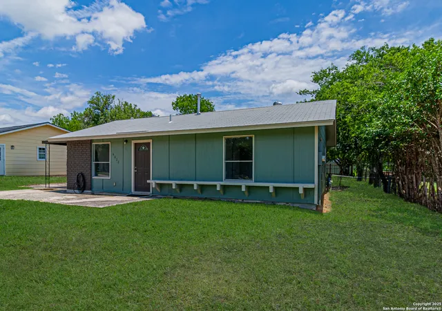 Photo 3 of Single family home for sale at 4822 Castle Inn, San Antonio, TX 78218 | MLS# 1825184 | Listing updated on 2025-11-03