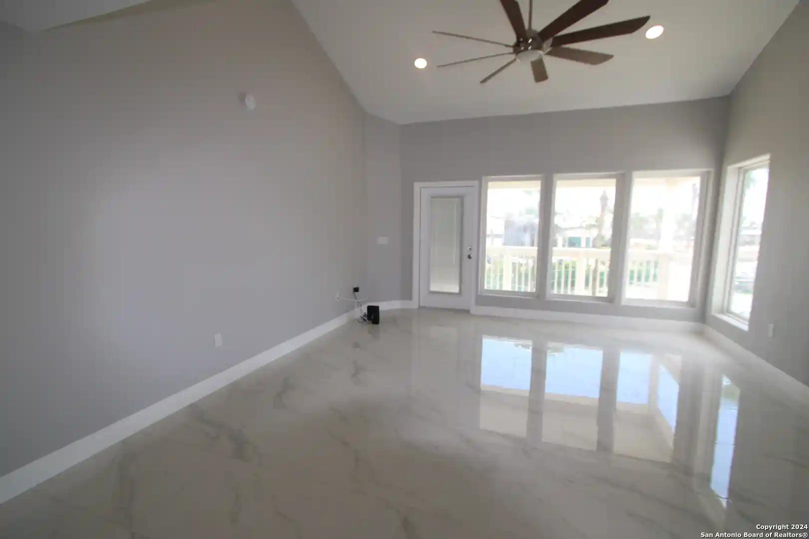 Listing Photo 1 - Condo for sale in 200 Padre Blvd located at 200 Padre Blvd, South Padre Island, TX 78597 - Unit #307