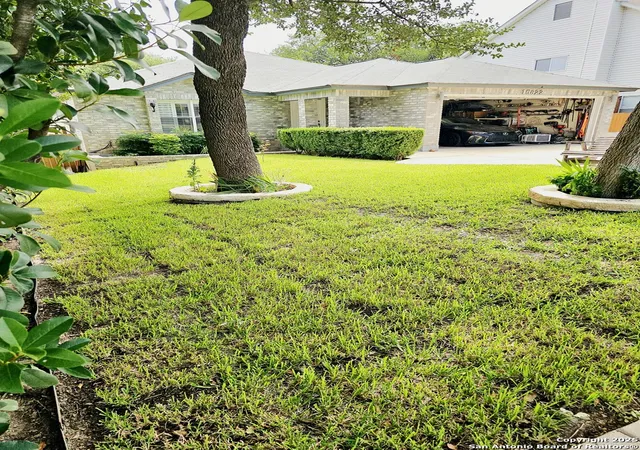 Photo 1 of Single family home for sale at 15822 Lomita Springs Dr, San Antonio, TX 78247 | MLS# 1825216 | Listing updated on 2025-08-15