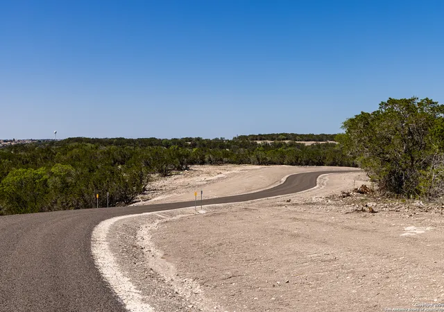 Photo 2 of Land for sale at 152 Countless Views Dr N, Kerrville, TX 78028 | MLS# 1825614 | Listing updated on 2024-12-06