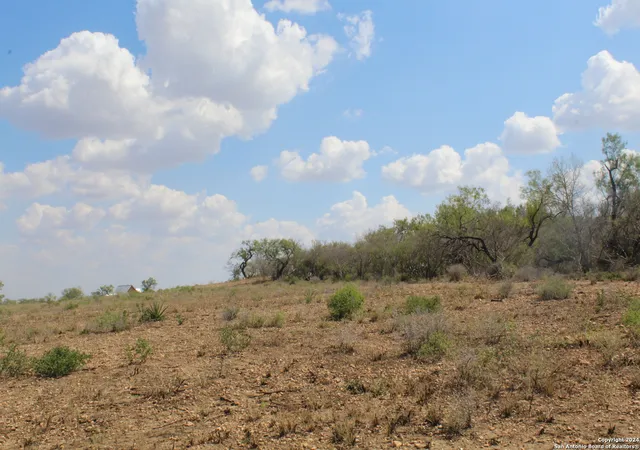 3rd image of 5436 County Road 4514, Devine, TX 78016 | MLS# 1825842