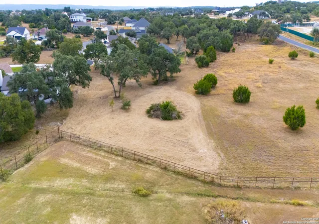 2nd image of 141 N Lon Price, Blanco, TX 78606 | MLS# 1825909