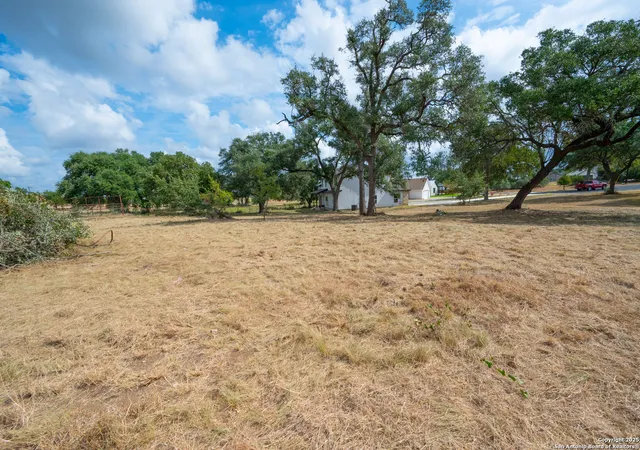 4th image of 141 N Lon Price, Blanco, TX 78606 | MLS# 1825909