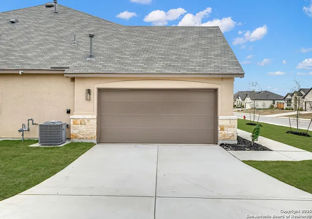Photo 3 of Single family home for sale at 5306 Guston Hall, San Antonio, TX 78263 | MLS# 1826107 | Listing updated on 2025-10-22