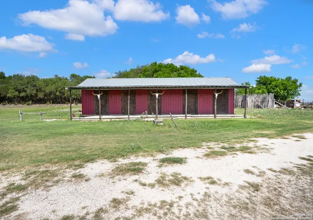Photo 3 of House for sale at 109 Waring Welfare, Boerne, TX 78015 | MLS# 1826937 | Listing updated on 2026-08-11
