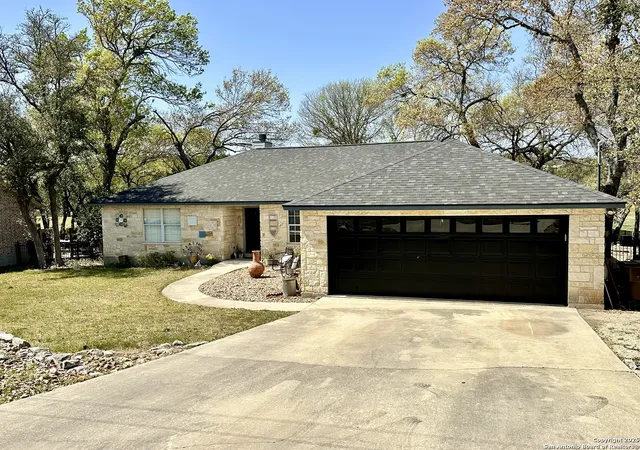 Photo 32 of Sale Pending at 342 Brooklynn Ln, Canyon Lake, TX 78133 | MLS# 1827207 | Listing updated on 2025-10-31