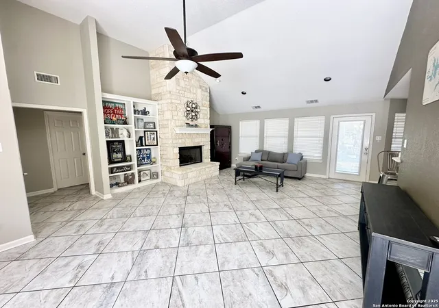 Photo 3 of Sale Pending at 342 Brooklynn Ln, Canyon Lake, TX 78133 | MLS# 1827207 | Listing updated on 2025-10-31