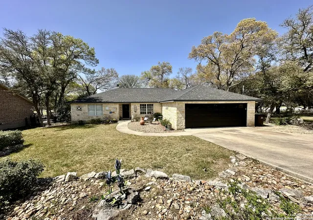 Photo 1 of Sale Pending at 342 Brooklynn Ln, Canyon Lake, TX 78133 | MLS# 1827207 | Listing updated on 2025-10-31
