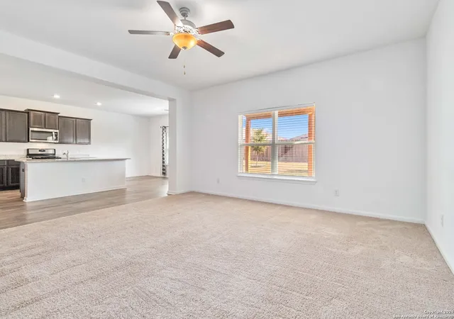 Photo 3 of Single family home for sale at 3146 Jackson Smt, Converse, TX 78109 | MLS# 1827433 | Listing updated on 2025-10-20