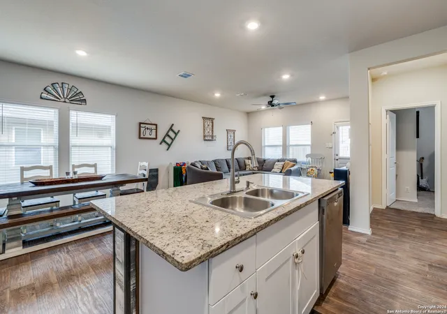 3rd image of 292 Middle Green Loop, Floresville, TX 78114 | MLS# 1827630