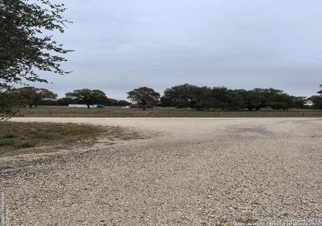 4th image of 16611 N Interstate 35, Moore, TX 78057 | MLS# 1827633