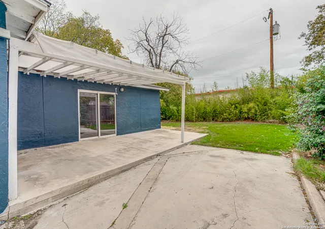 24th image of 633 W Lullwood Ave, San Antonio, TX 78212 | MLS# 1827678