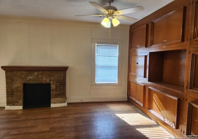 Photo 3 of House for sale at 519 Topeka Blvd, San Antonio, TX 78210 | MLS# 1827708 | Listing updated on 2026-03-02