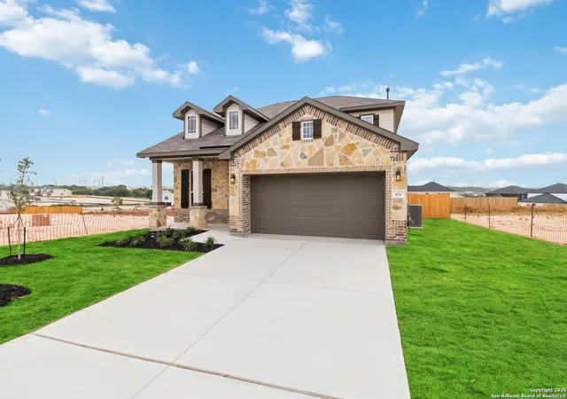 Photo 2 of Sale Pending at 179 Ashley Loop, San Antonio, TX 78253 | MLS# 1828163 | Listing updated on 2025-11-03
