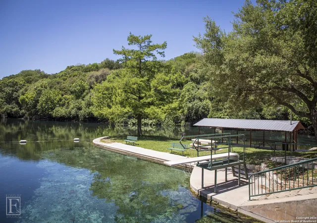 1st image of 1052 Hayselton Ave, New Braunfels, TX 78130 | MLS# 1828321