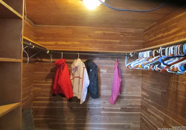 3rd image of 617 S Bynum, San Antonio, TX 78211 | MLS# 1829088