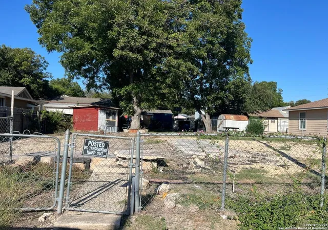 1st image of 215 S San Horacio Ave, San Antonio, TX 78237 | MLS# 1829485