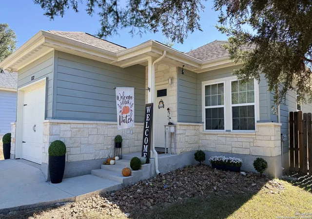 Photo 1 of Sale Pending at 1132 Rhinestone, Canyon Lake, TX 78133 | MLS# 1829613 | Listing updated on 2026-01-20