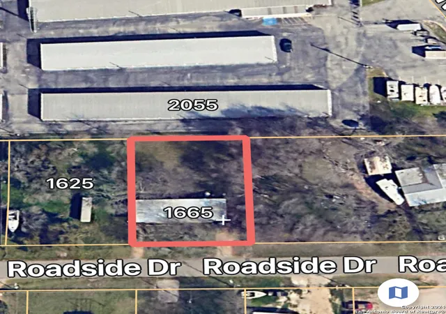Photo 13 of Multi family home for sale at 1665 Roadside Dr, Canyon Lake, TX 78133 | MLS# 1829717 | Listing updated on 2026-02-10