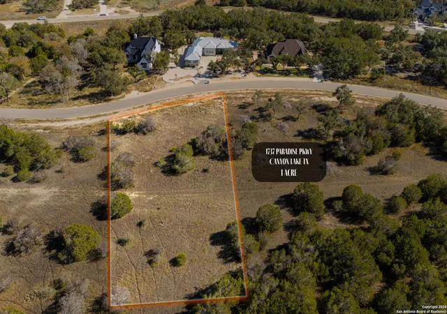 Photo 1 of Land for sale at 1737 E Paradise Pkwy, Canyon Lake, TX 78133 | MLS# 1829737 | Listing updated on 2025-10-18