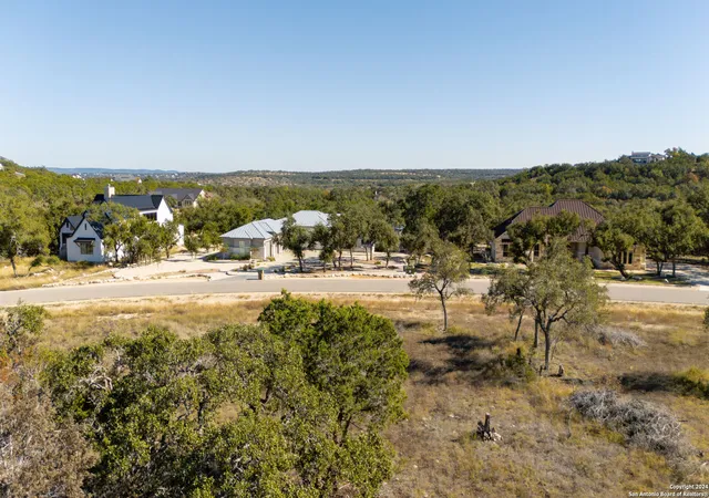 Photo 4 of Land for sale at 1737 E Paradise Pkwy, Canyon Lake, TX 78133 | MLS# 1829737 | Listing updated on 2025-10-18