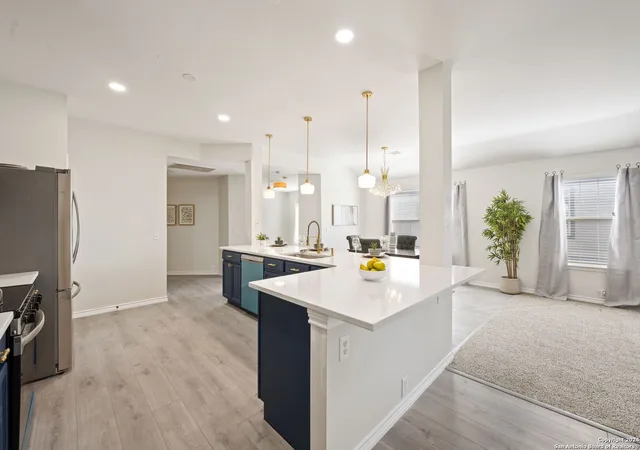 Photo 3 of Single family home for sale at 3953 Brook Hollow, Schertz, TX 78154 | MLS# 1830076 | Listing updated on 2025-12-29