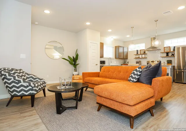 Photo 4 of Single family home for sale at 230 Lucas St #102, San Antonio, TX 78209 | MLS# 1830126 | Listing updated on 2025-06-29