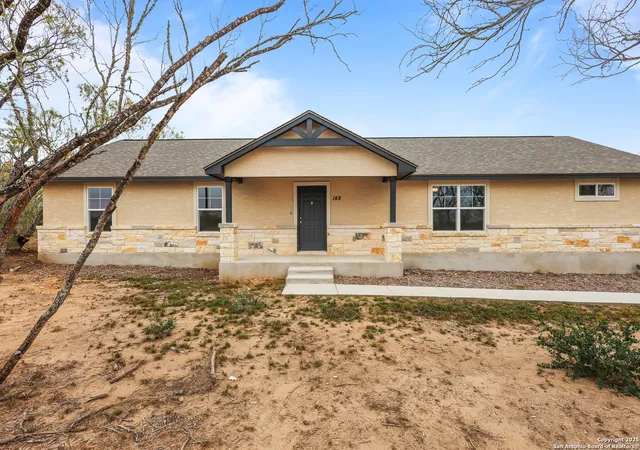 Photo 3 of Sale Pending at 149 Sylas Hayes Loop, Pleasanton, TX 78064 | MLS# 1830201 | Listing updated on 2026-03-31