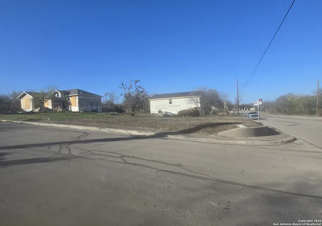 Photo 3 of Land for sale at 719 Amanda St, San Antonio, TX 78220 | MLS# 1830232 | Listing updated on 2024-12-30