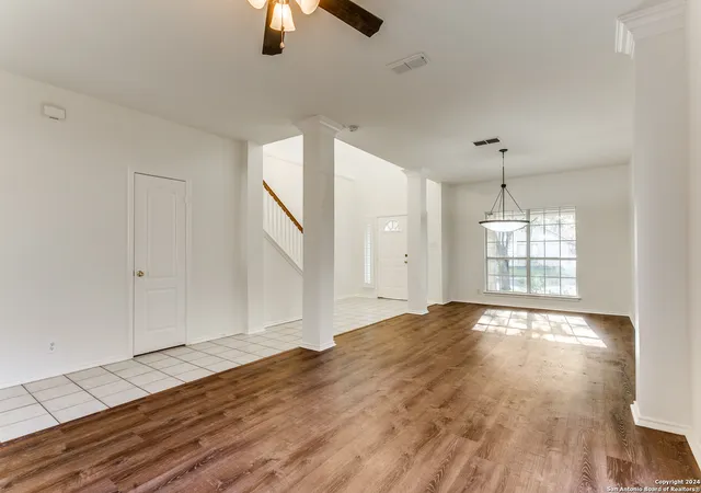 Photo 3 of Sale Pending at 14 Dallari Ct, San Antonio, TX 78216 | MLS# 1830465 | Listing updated on 2025-11-07