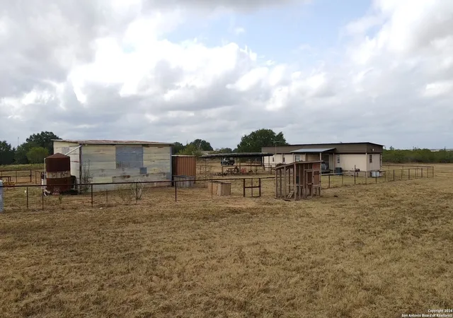 Photo 3 of Manufactured home for sale at 26920 Campbellton Rd, San Antonio, TX 78264 | MLS# 1831255 | Listing updated on 2026-04-25