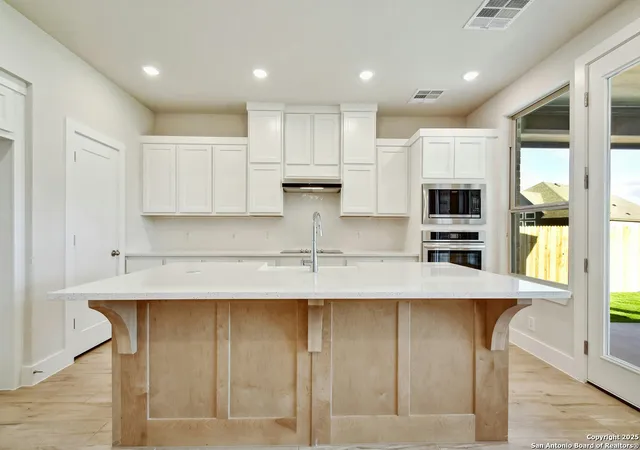 3rd image of 153 Spanish Oak, Castroville, TX 78009 | MLS# 1831331