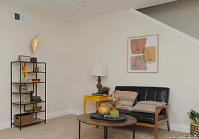 Listing Photo 5 - Condo for sale in building located at 4949 Hamilton Wolfe Rd, San Antonio, TX 78229 - Unit #9104