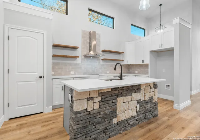 Photo 3 of Single family home for sale at 303 Walton Ave, San Antonio, TX 78225 | MLS# 1831764 | Listing updated on 2025-03-18