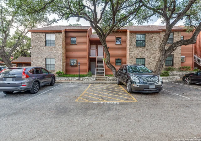 2nd image of 13018 Heimer Rd #210, San Antonio, TX 78216 | MLS# 1831813