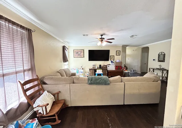Photo 3 of Single family home for sale at 755 Eagles Gln, Cibolo, TX 78108 | MLS# 1831959 | Listing updated on 2025-09-10