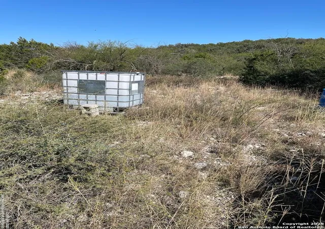 2nd image of 2712 Cr620, Rocksprings, TX 78880 | MLS# 1831967