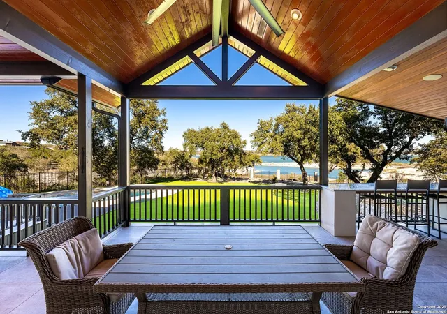 2nd image of 1240 Rip Jay Cir, Canyon Lake, TX 78133 | MLS# 1832073