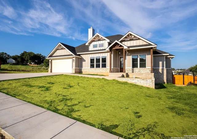 4th image of 124 E Magnolia Cir, La Vernia, TX 78121 | MLS# 1832220