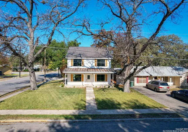 21st image of 136 W Oak St, Uvalde, TX 78801 | MLS# 1832715