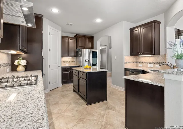 Photo 2 of Single family home for sale at 8622 Gelvani Vina, Boerne, TX 78015 | MLS# 1832788 | Listing updated on 2026-03-02