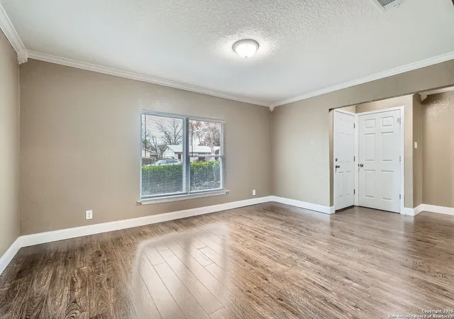 Photo 3 of Sale Pending at 4614 Belinda Lee St, San Antonio, TX 78220 | MLS# 1832820 | Listing updated on 2026-03-27