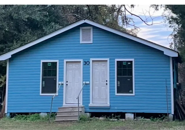 Photo 3 of Single family home for sale at 30 Cypress, Richwood, TX 77531 | MLS# 1832879 | Listing updated on 2025-08-01