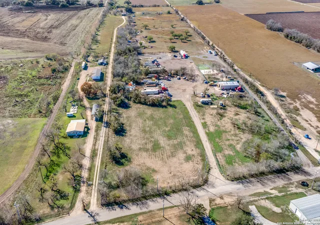 Land for sale at 7723 Trainer Hale Rd, Schertz, TX 78154 | MLS# 1833227