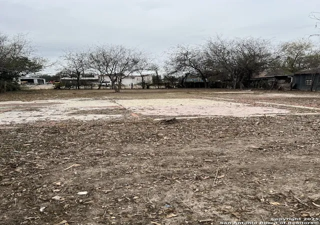 Photo 3 of Land for sale at 549 S Camp St, Uvalde, TX 78801 | MLS# 1833287 | Listing updated on 2026-07-13